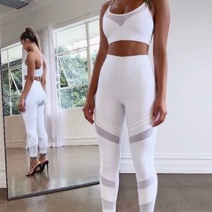 White fox boutique white leggings